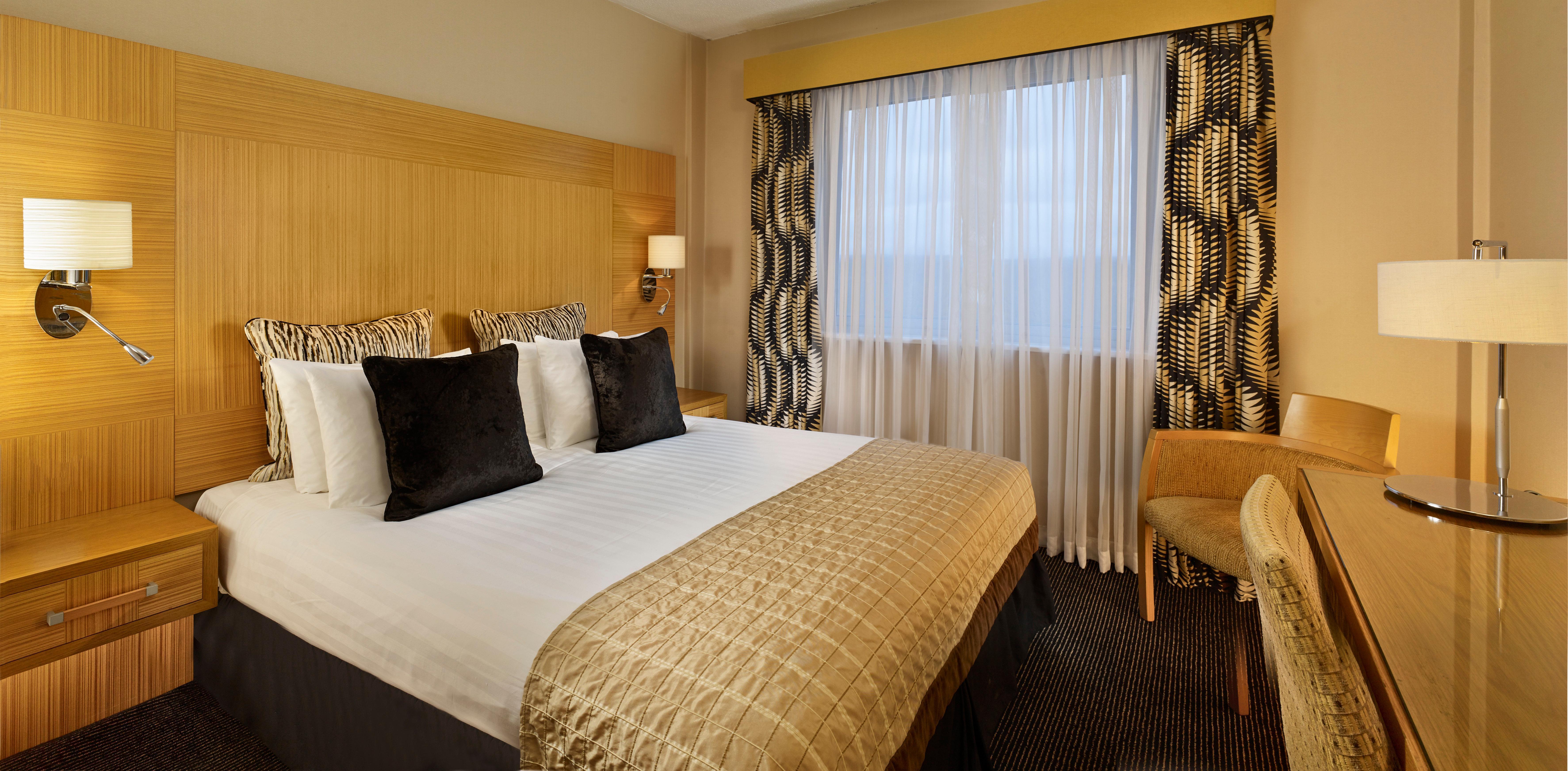 Hotel Crowne Plaza London - Gatwick Airport By Ihg Crawley  Exterior foto