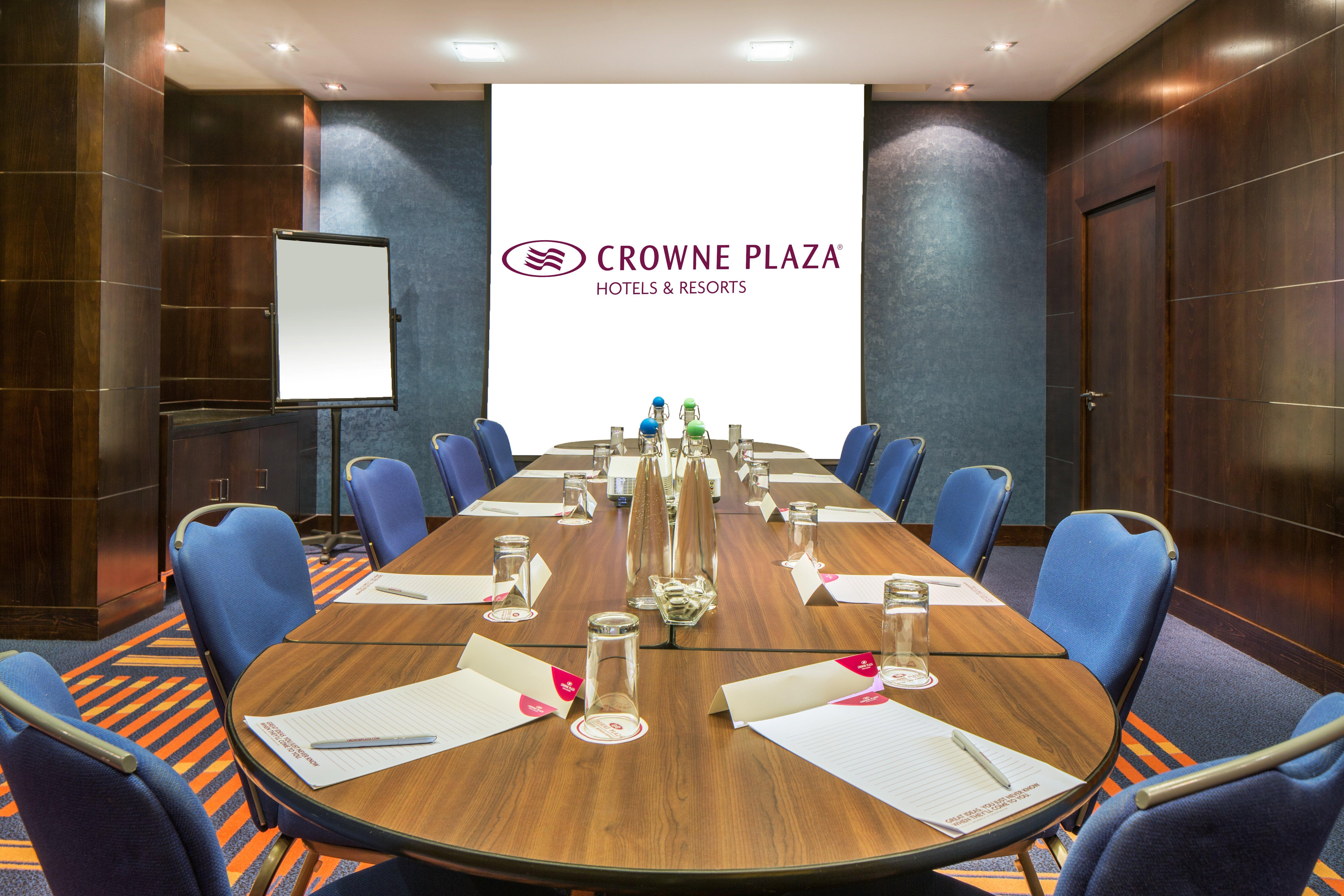 Hotel Crowne Plaza London - Gatwick Airport By Ihg Crawley  Exterior foto