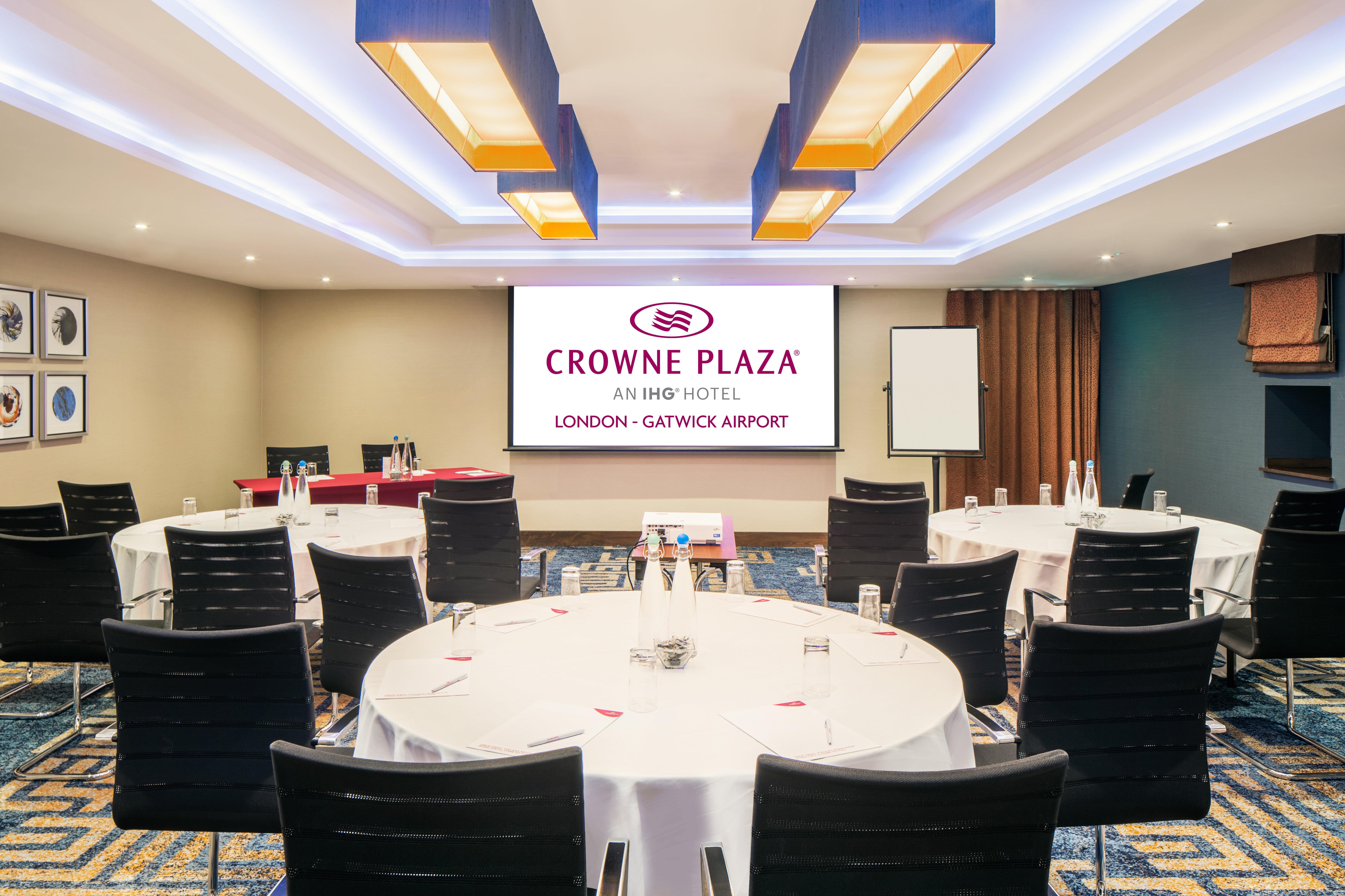 Hotel Crowne Plaza London - Gatwick Airport By Ihg Crawley  Exterior foto