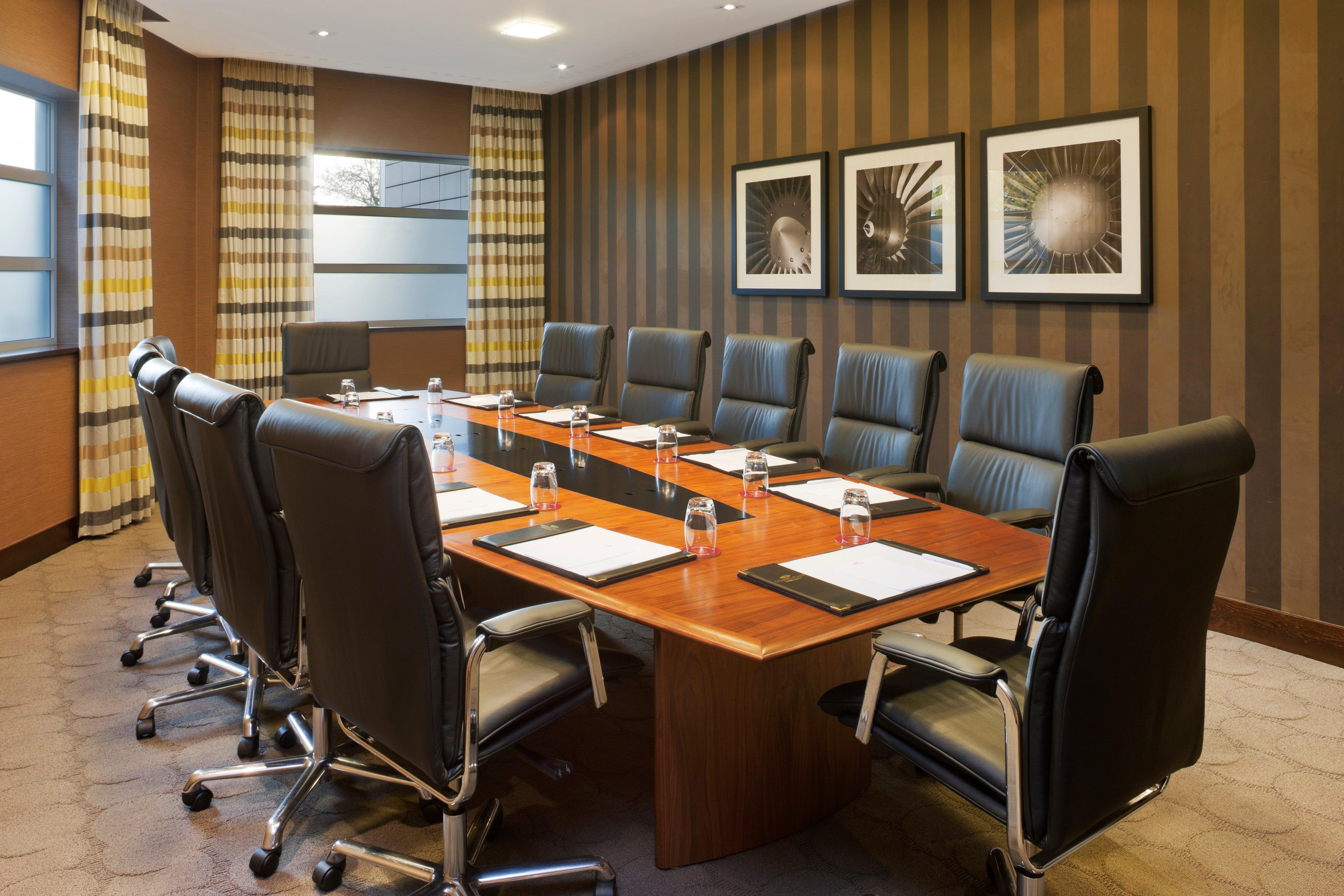 Hotel Crowne Plaza London - Gatwick Airport By Ihg Crawley  Exterior foto