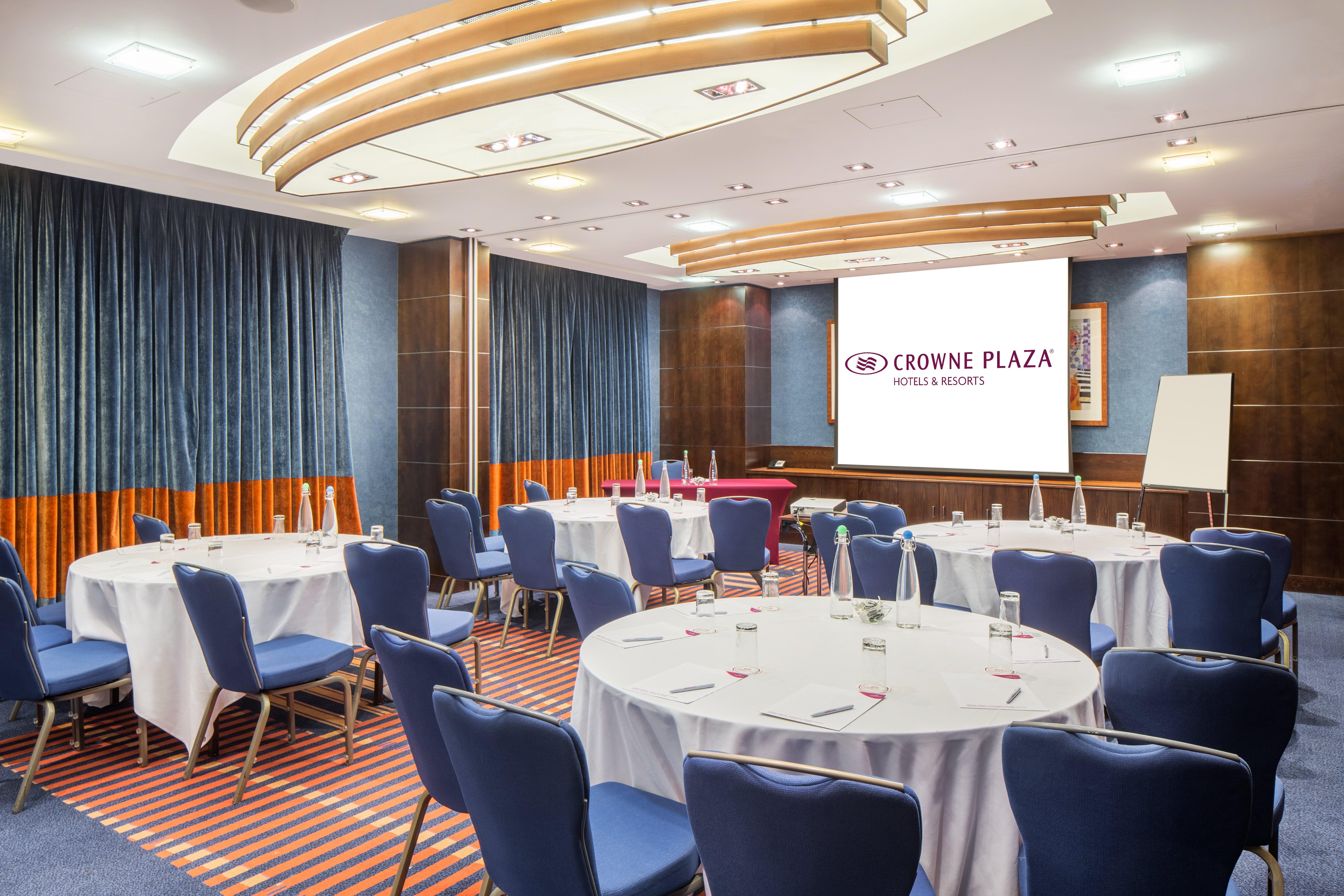 Hotel Crowne Plaza London - Gatwick Airport By Ihg Crawley  Exterior foto