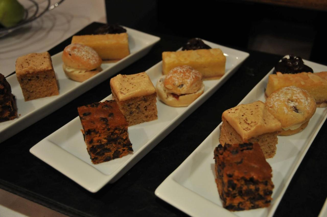 Hotel Crowne Plaza London - Gatwick Airport By Ihg Crawley  Exterior foto